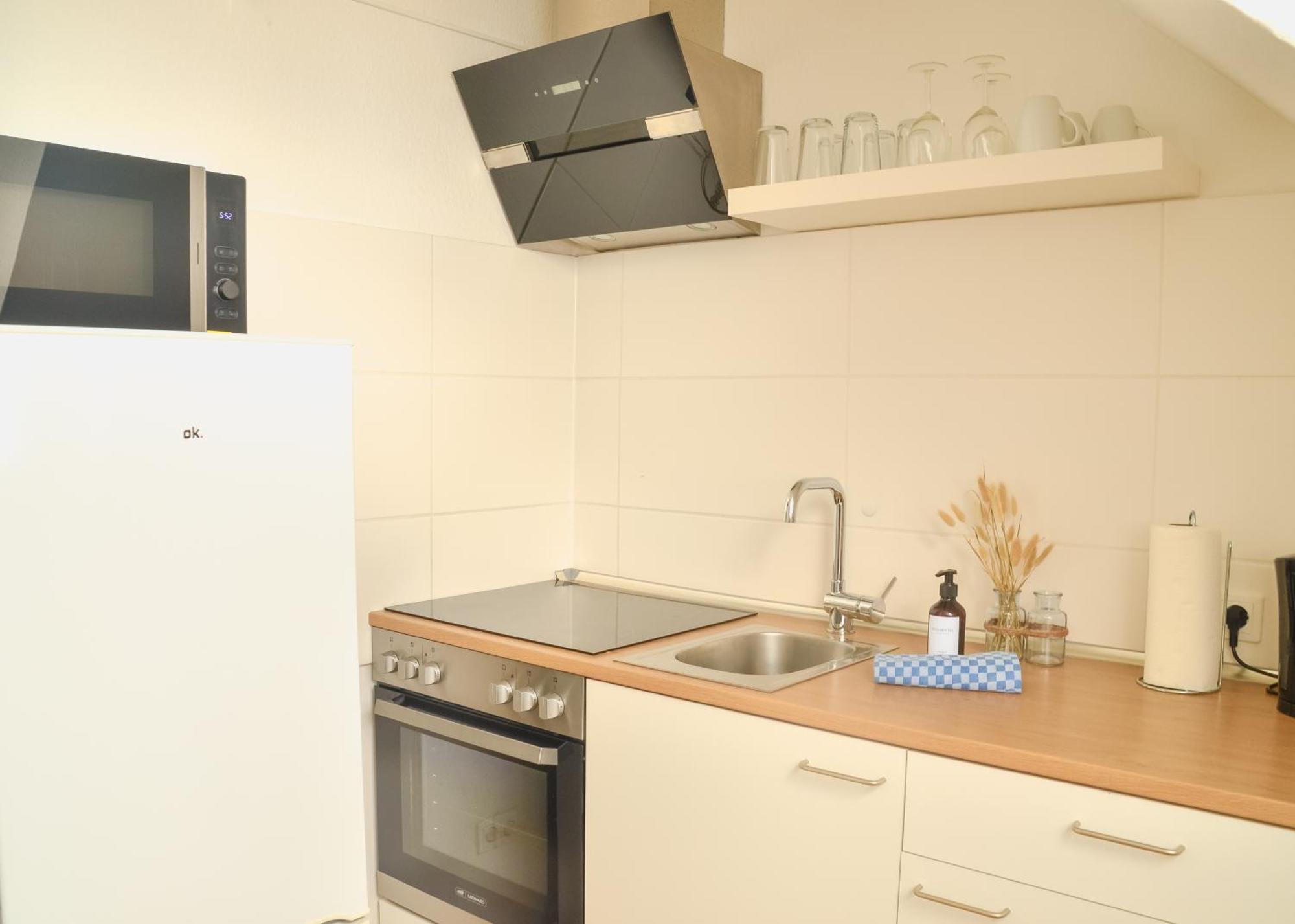Milpau Buer 2 - Modernes Apartment Mit Queensize-Bett, Netflix, Nespresso, Waschmaschine & Smart Tv Gelsenkirchen Esterno foto