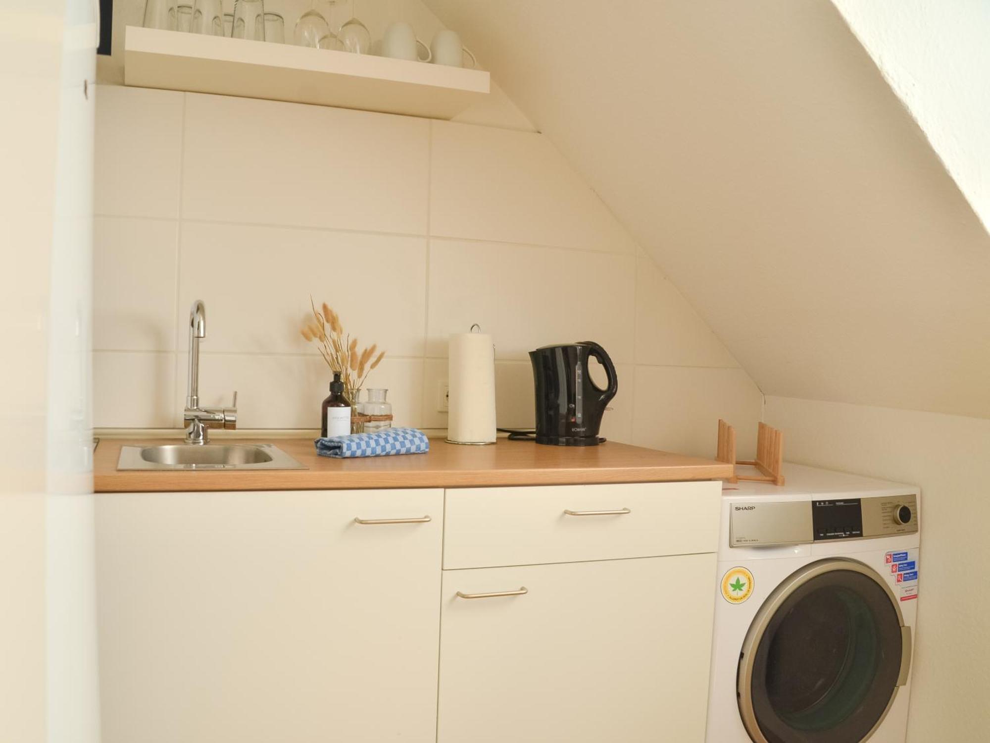 Milpau Buer 2 - Modernes Apartment Mit Queensize-Bett, Netflix, Nespresso, Waschmaschine & Smart Tv Gelsenkirchen Esterno foto